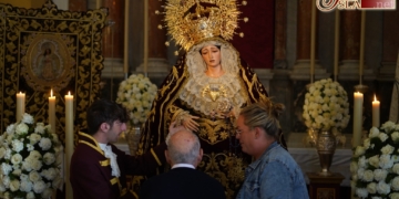 La Virgen de los Dolores en Besamano con motivo de los cultos en su honor