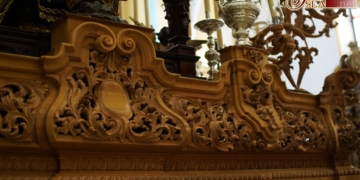 Los Servitas exponen a la Virgen de los Dolores con el estreno en la talla de parte del canasto