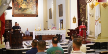 Misa en Santa Elena para celebrar la festividad de la Exaltación de la Santa Cruz