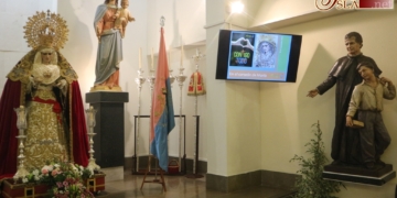 La gaditana Virgen del Amparo llegó ayer al colegio de las Salesianas en el inicio de sus visitas escolares