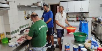 La cocina solidaria del Huerto prosigue su labor un mes más a favor del Hogar Federico Ozanam