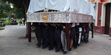 La JCC sigue su preparación para la Magna con un ensayo con el palio de la Esperanza