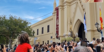 La Virgen de Regla volvió a congregar toda la fe chipionera en su procesión