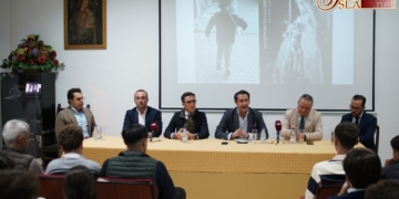 Los jóvenes en el centro del debate sobre la actualidad de cargadores y costaleros