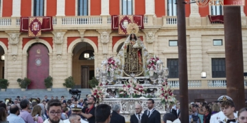 Gracias, perdón y 3.800 euros por ahora: El análisis del Consejo sobre la Magna Mariana ante las hermandades