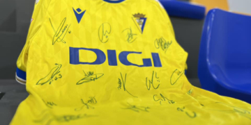 Misericordia sortea una camiseta del Cádiz CF a beneficio de su Bolsa de Caridad