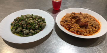Menudo y salteado para el menú de noviembre de la Cocina solidaria del Huerto