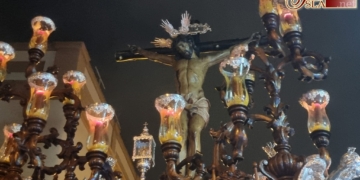 El Cristo de las Misericordias volvió a recorrer Chipiona en su procesión del primero de noviembre