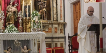 Una eucaristía solemne conmemoró el III aniversario de la Coronación Canónica de San José en Cádiz