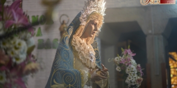 La Virgen del Dulce Nombre expuesta en Besamano en la Capilla de las Carmelitas