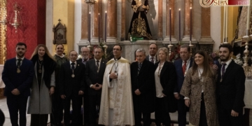 La nueva Junta de Gobierno de Nazareno tomó posesión ayer de sus cargos en la Iglesia Mayor