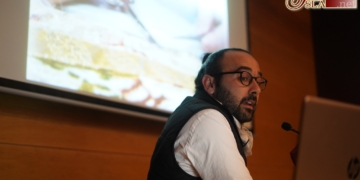 Pablo Pérez analizó la conservación del patrimonio textil en las hermandades
