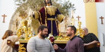 Así preparan los cofrades del Huerto el Vía-Crucis de las hermandades