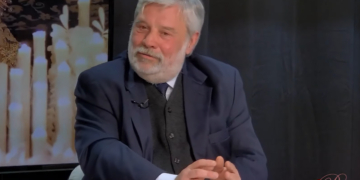 «Echo en falta autenticidad en la Semana Santa, hay mucho forraje»