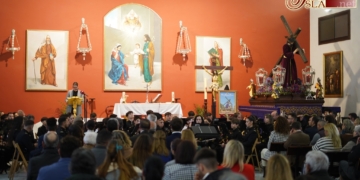Un nuevo Miércoles Santo en la Bazán se anuncia en la voz de Ana Campos y las marchas del Nazareno