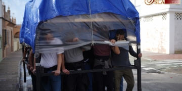 La cuadrilla del Cristo de la Sentencia se prepara para su estreno el Viernes de Dolores