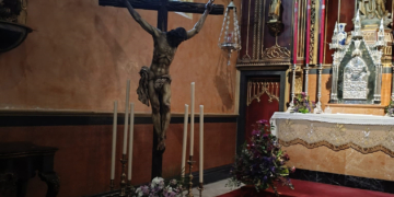 El Cristo de la Buena Muerte entronizado desde hoy en el Sagrario de la Iglesia Mayor