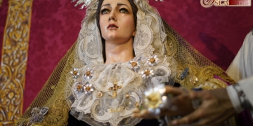 Ecce-Homo comienza a preparar el 50 aniversario de la Virgen de la Salud: Carmen Sánchez realizará el cartel y José Antonio Rodríguez el logotipo