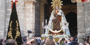 La jerezana Virgen del Carmen fue trasladada al Perpetuo Socorro como último de los traslados previos por el centenario de su Coronación