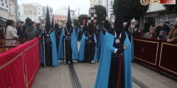Cada hermandad de penitencia recibirá 2409 euros por los ingresos de la Carrera Oficial