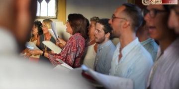 El coro de la Hermandad de la Pastora interpretará sevillanas al paso del Simpecado del Rocío mañana por el barrio pastoreño