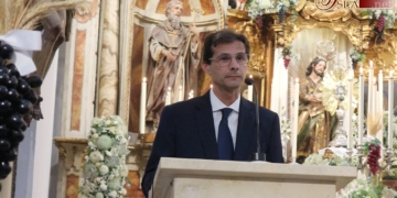 David de la Fuente exaltó a la Eucaristía en la gaditana Parroquia de San José