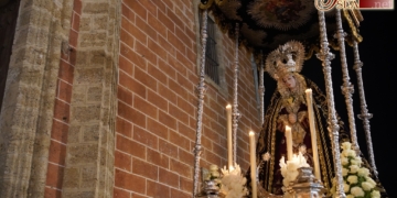 Dolores de Servitas regresó a la Iglesia Mayor en un alarde de clasicismo cofrade