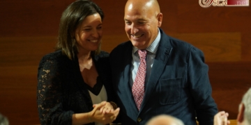A la cuarta tampoco fue: Consejo y Ayuntamiento vuelven a incumplir sobre la  exposición de estrenos, artesanos y joyas
