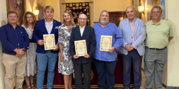El Consejo de Hermandades de Cádiz entrega los premios del concurso de altares de Corpus
