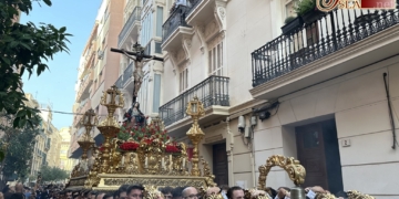 El Cristo del Amor de Málaga fue trasladado a la Catedral para conmemorar el centenario de la cofradía victoriana