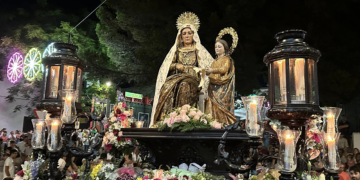 La procesión de Santa Ana puso el broche de oro a la programación por el 250 aniversario de la Ermita y la imagen