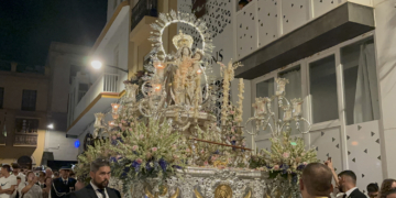La Virgen de la Palma recorrió el centro de Algeciras en su anual procesión