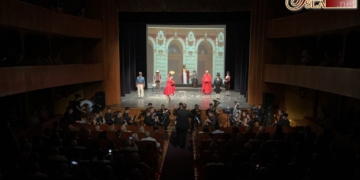 Candiles Teatro junto a Agripino Lozano pusieron sobre las tablas de Las Cortes ‘1810. Llamada la libertad’
