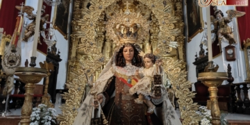 La Patrona en el presbiterio carmelitano para celebrar el LXXIII aniversario de su Coronación