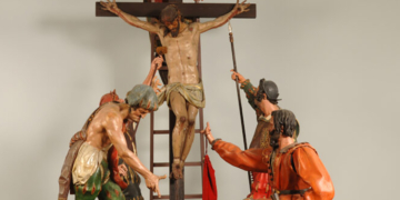 Por primera vez un paso de Semana Santa entra en el Museo del Prado de la mano de la exposición ‘Darse la Mano’