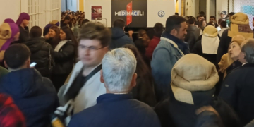Un ensayo solidario de la cuadrilla de Medinaceli de Chiclana para recoger regalos para los mayores de Chiclana
