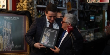 En ‘La Cerería’ vuelven a buscar un detalle de nuestra Semana Santa para su cartel
