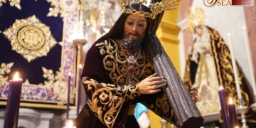 Jesús Nazareno se expone en veneración extraordinaria con motivo de la festividad del Dulce Nombre de Jesús