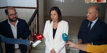 Romero: «¿Cómo queda el anuncio a bombo y platillo hecho por Cavada sobre la cesión de Capuchinas al Consejo de Hermandades como sede antes de junio de 2025?»