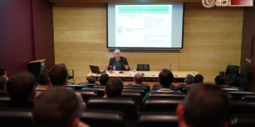 Fernando Briones resolvió las dudas en materia tributaria en la segunda de las conferencias formativas del Consejo
