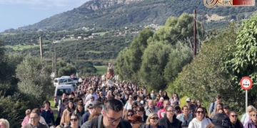 Fieles y devotos acompañaron a la Virgen de la Luz en su traslado de regreso al Santuario