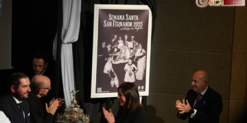 El cartel de la Semana Santa se expondrá en cinco mupis en la Plaza de la Iglesia a partir del lunes
