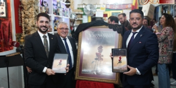 Las tres rosas a los pies de Coronación de Espinas centran el cartel de ‘La Cerería’