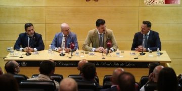 ‘María, bajo palio’ centró una nueva mesa redonda de Cuaresma en el Perdón