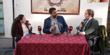 La historia de las hermandades isleñas a debate en una mesa redonda en la Abacería ‘La Cañaílla’
