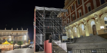 Si los Titulares de la Caridad se trasladan a la Iglesia Mayor pasarían por mitad de la plaza del Carnaval