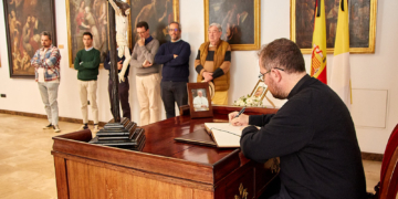 El Obispado de Cádiz y Ceuta abre un libro de condolencias para que los fieles expresen su gratitud al Papa Francisco