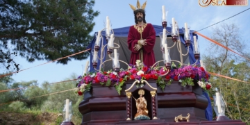 La procesión del Cristo de la Sentencia se afianza en el Viernes de Dolores a paso firme