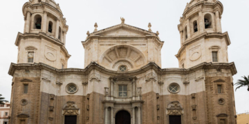 El miércoles 30 de abril se celebrará en la Catedral de Cádiz la Misa Funeral por el alma del Santo Padre
