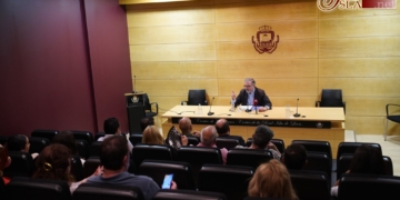 Romero Padilla cerró las conferencias por el Año Jubilar ante menos de una treintena de cofrades